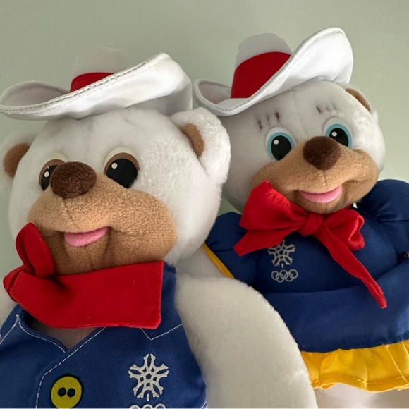 Vintage / Collectible | 1988 Calgary Olympic Winter Games | Hidy & Howdy Bears - Picture 7 of 14